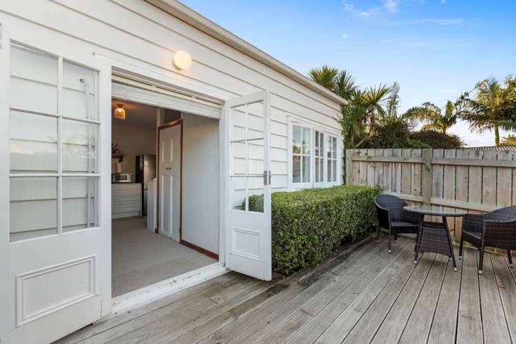 24 William Bond Street Stanley Point_18