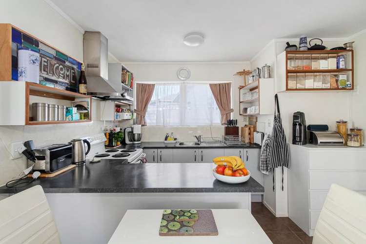 19 Wycherley Drive Bucklands Beach_17