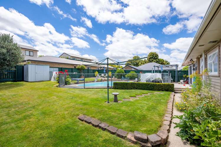 9 Matthews Crescent Melville_12