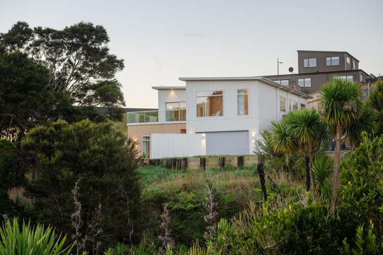 98 Omahina Street Raglan_5