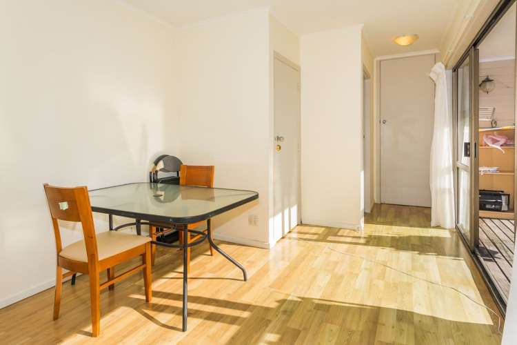 45 Selwyn Crescent Forrest Hill_12