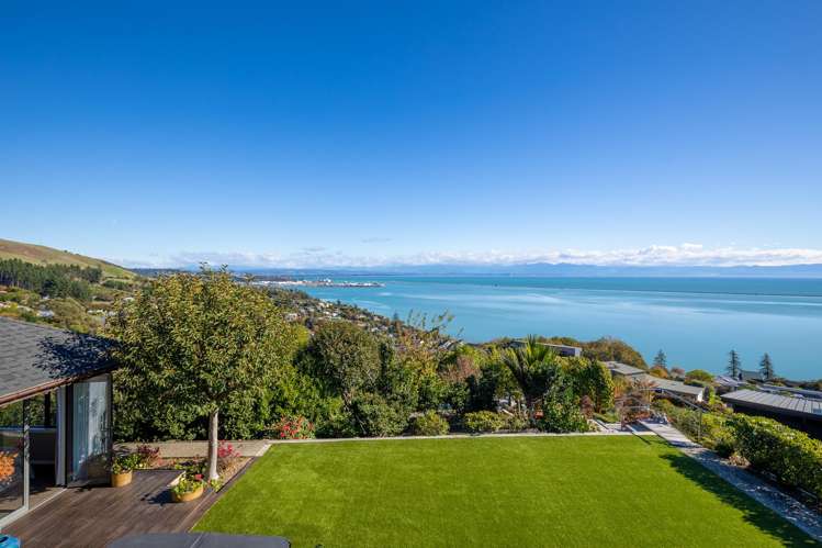 10 Lighthouse View_0