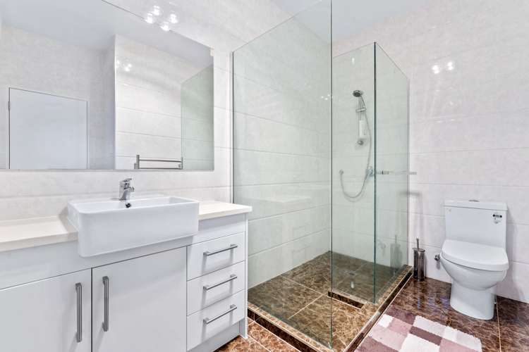 13 Rohi Place Flat Bush_10