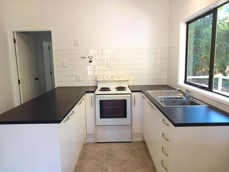 29 Paradise Road Coopers Beach_6