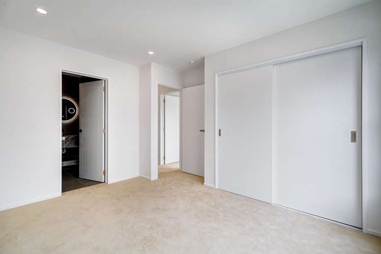 11&13 Tabitha Cres Henderson_20