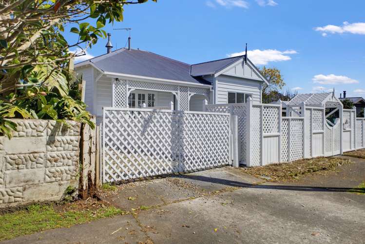 67 Broadway Waitara_29