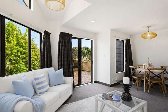 2/4 Richard Street 1360_3