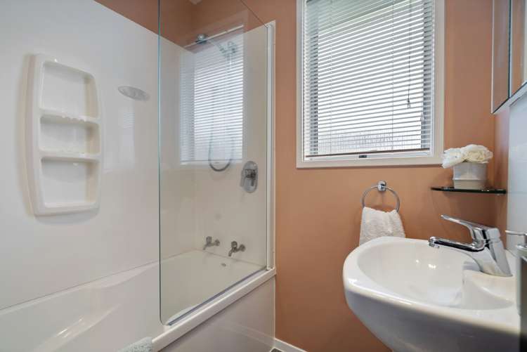 44 Gladys Avenue Glenfield_16