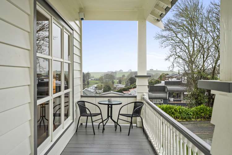 12 High Street Tirau_14