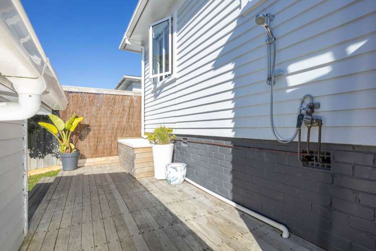 64B Awaroa Road Sunnyvale_15