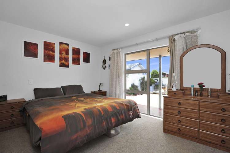 227 Racecourse Road Allenton_9