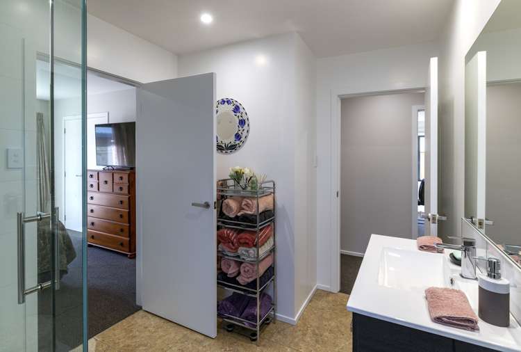 37 Sussex Street Levin_10