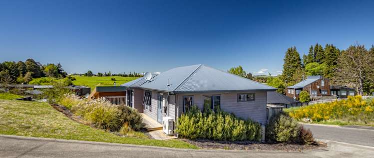 6 Kowhai Heights Ohakune_13