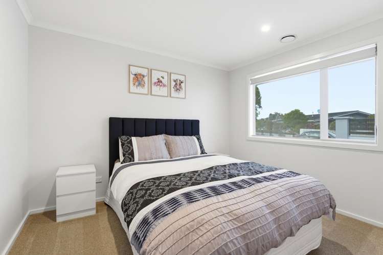 35 Pharazyn Street Feilding_16