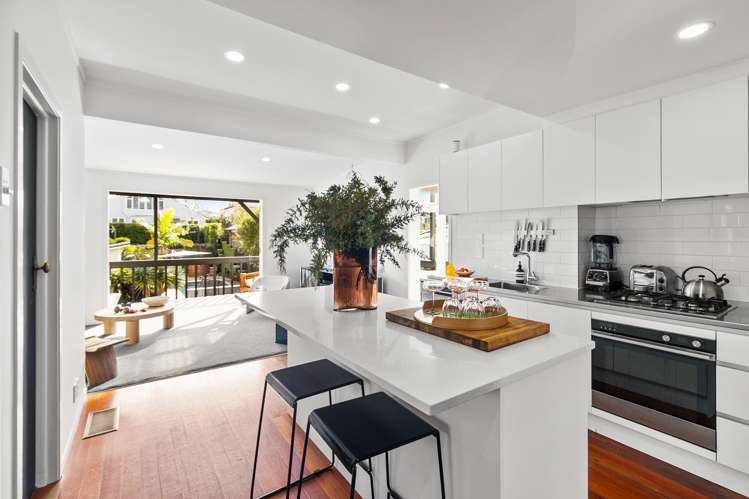 22 Seacombe Road_5