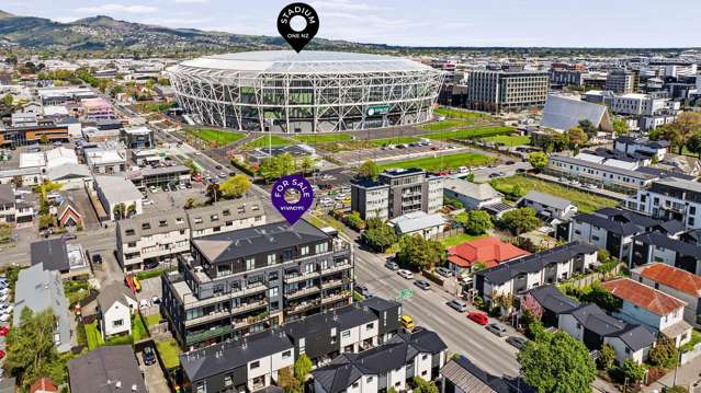 Sun, Skyline, Stadium & City