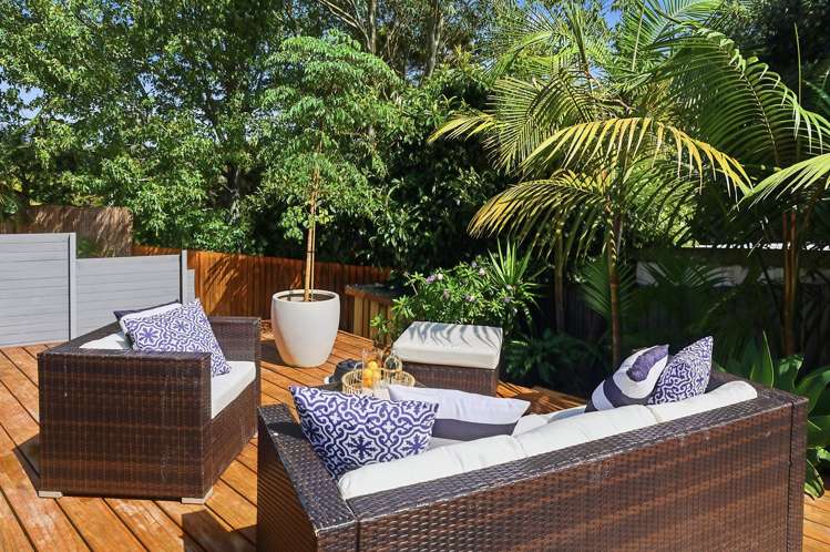 1&2/149 Eskdale Road Birkdale_28