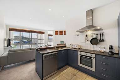 309/107 Thorndon Quay_2