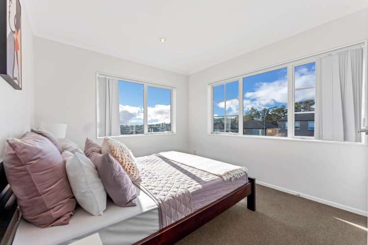 6 Evelina Lane Flat Bush_13