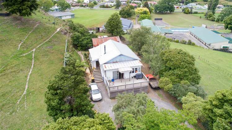 9 Kennedy Street Paeroa_11