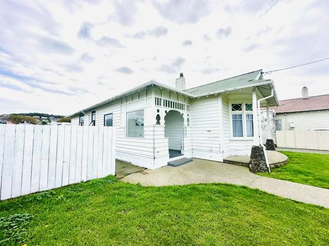 Central bungalow, healthy homes compliant, offers considered!