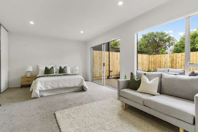 2/108 East Coast Road Forrest Hill_4
