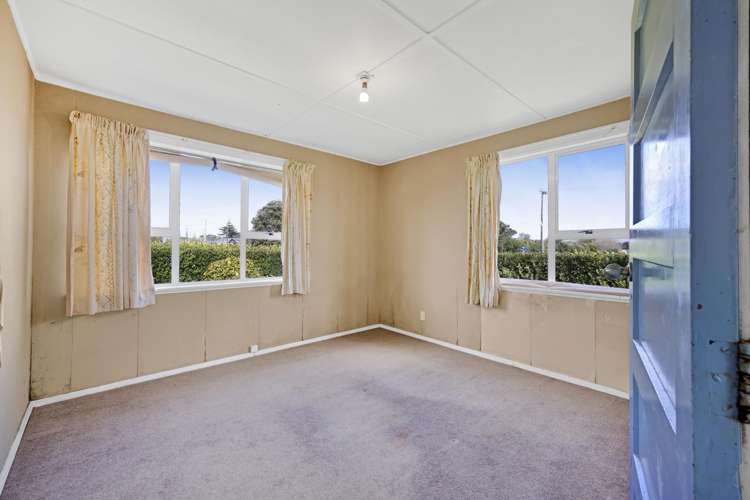 65 Domett Street Opunake_15
