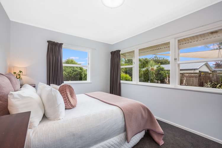 8 Hughan Place Carterton_10