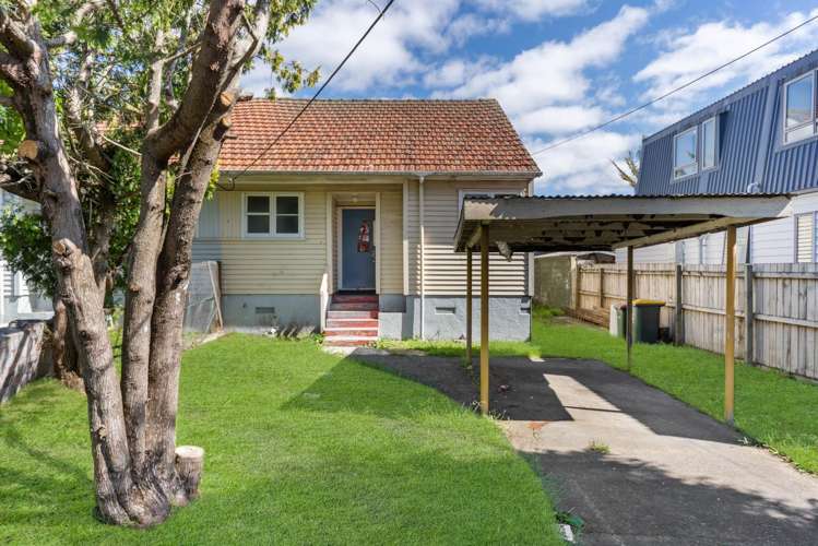 125 Titirangi Road New Lynn_18