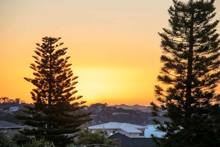 1038a Whangaparaoa Road Tindalls Beach_3