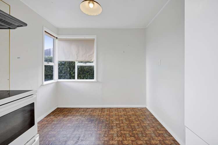 65 Domett Street Opunake_9