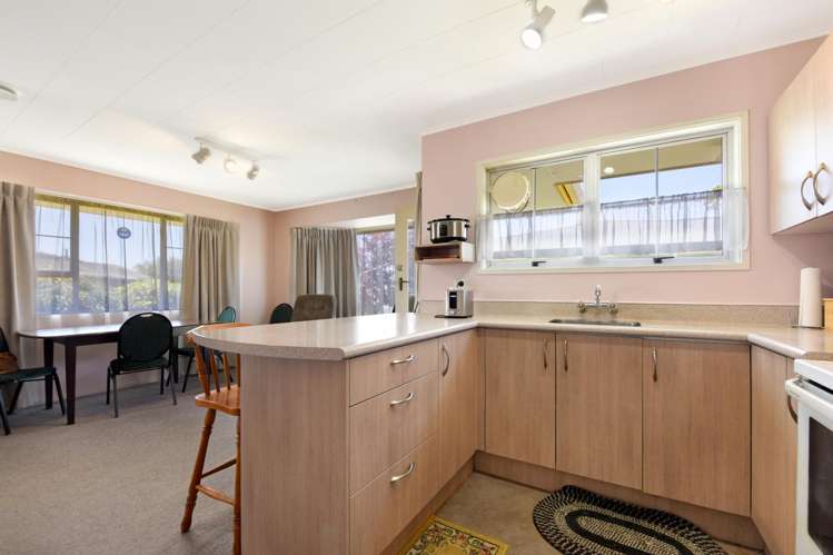 30 Sunbelt Crescent Takaka_7