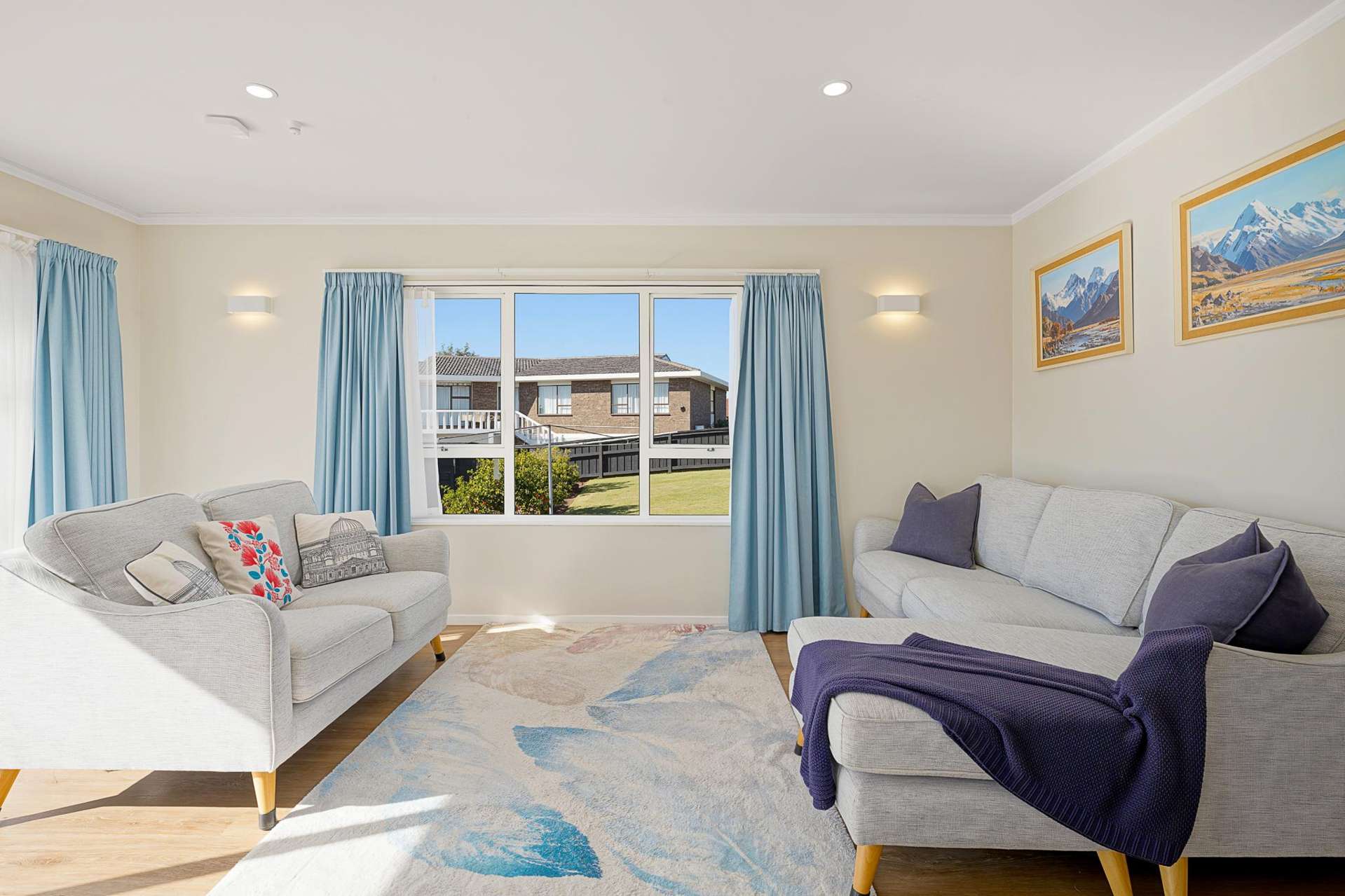 2/219 Edmonton Road Te Atatu South_0