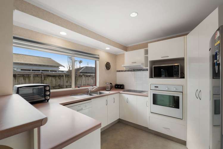 2/32 Park Road Katikati_9