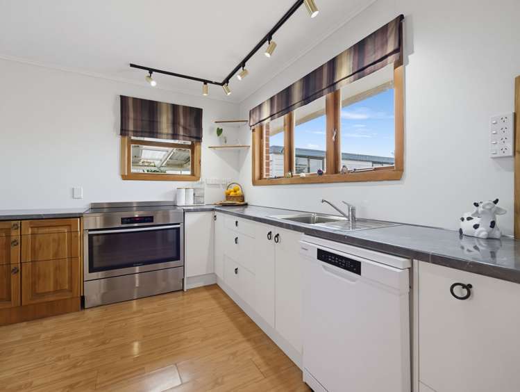 13 Barclay Ave_4
