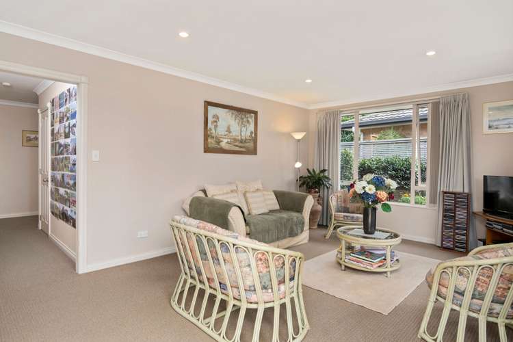 10/17 Simmonds Grove Greerton_11