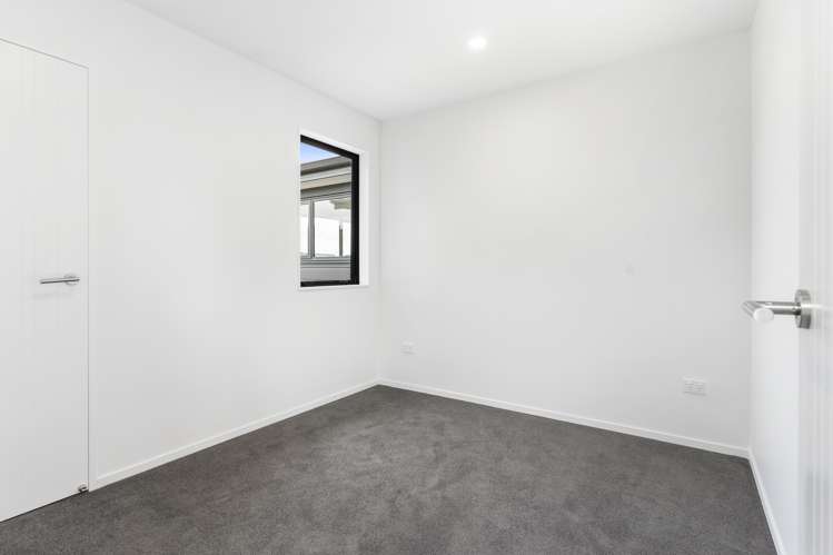 11 Serpent Road Flat Bush_8