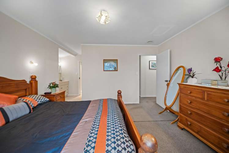 2/28 Gosford Drive Botany Downs_8