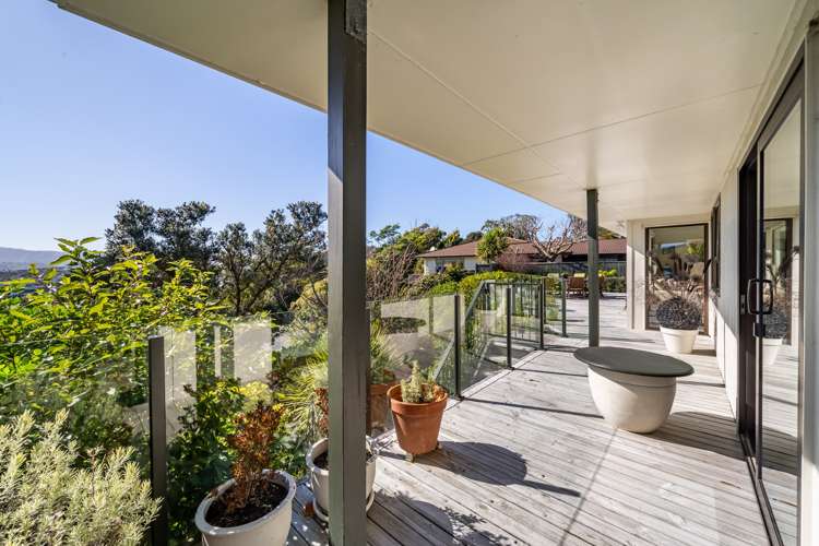 15 Longitude Place Whitby_28