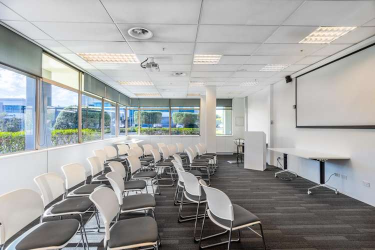 26 Vestey Drive Mount Wellington_16