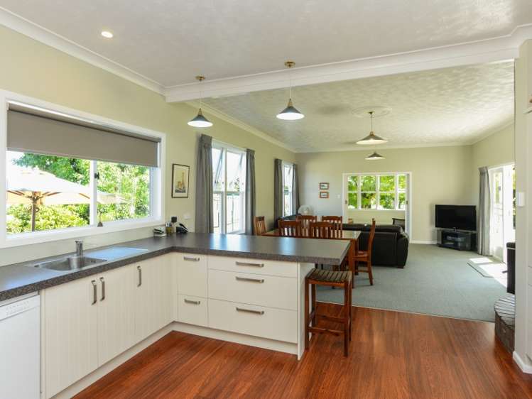 8 Turamoe Road Pakipaki_6