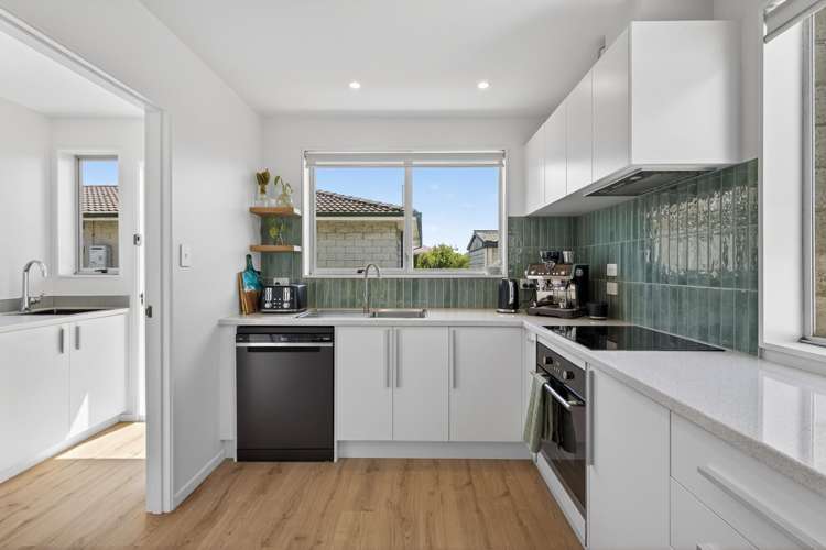 2/21 Cob Crescent Woolston_1