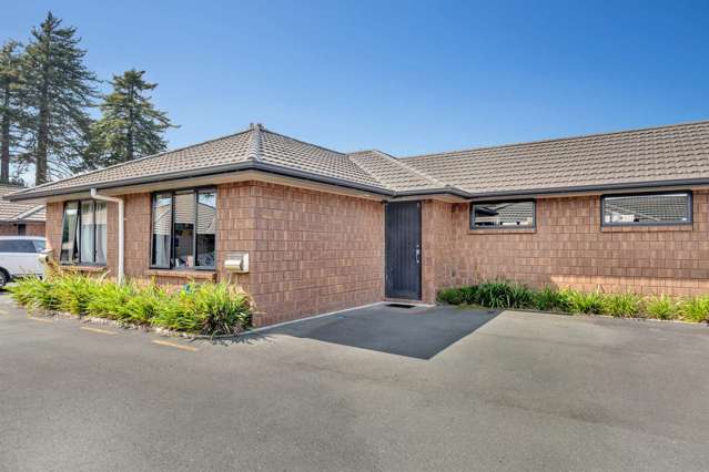 Modern Unit Near Waikato University!