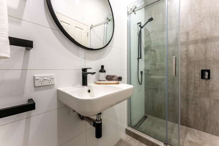 11 Lannan Road Surfdale_23