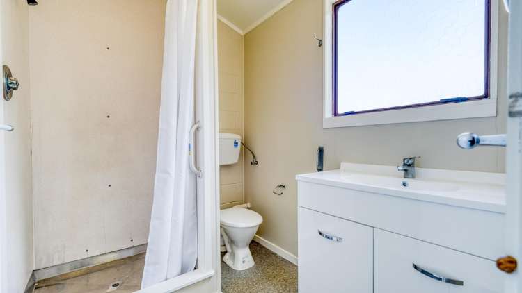 65 North Road Kaitaia_24