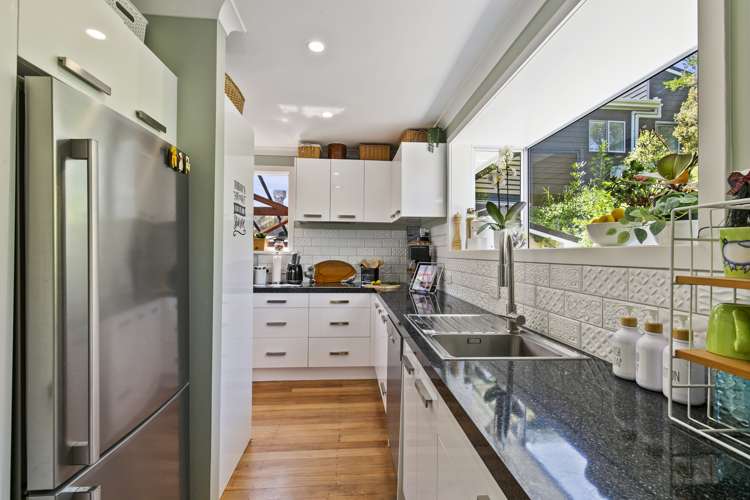 14 Waru Street Khandallah_9