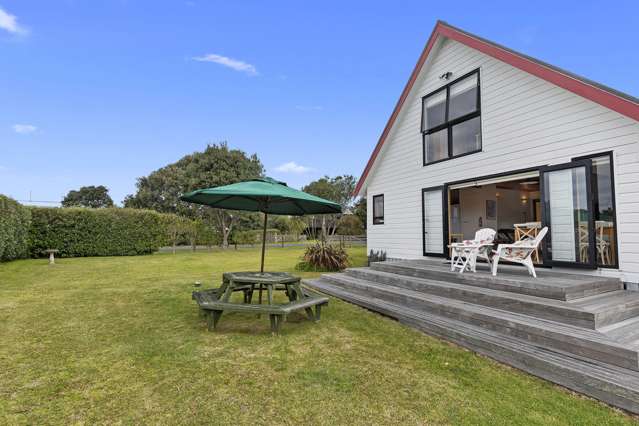 5 Galbraith Street Matapouri_1