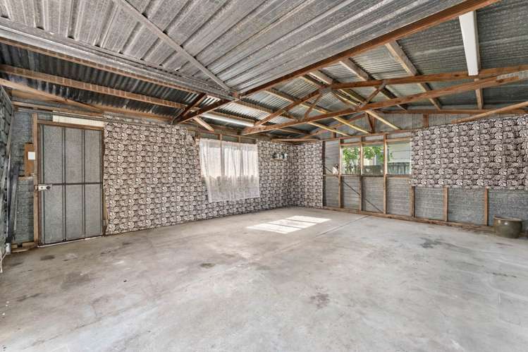 96 Melrose Road Mt Roskill_10