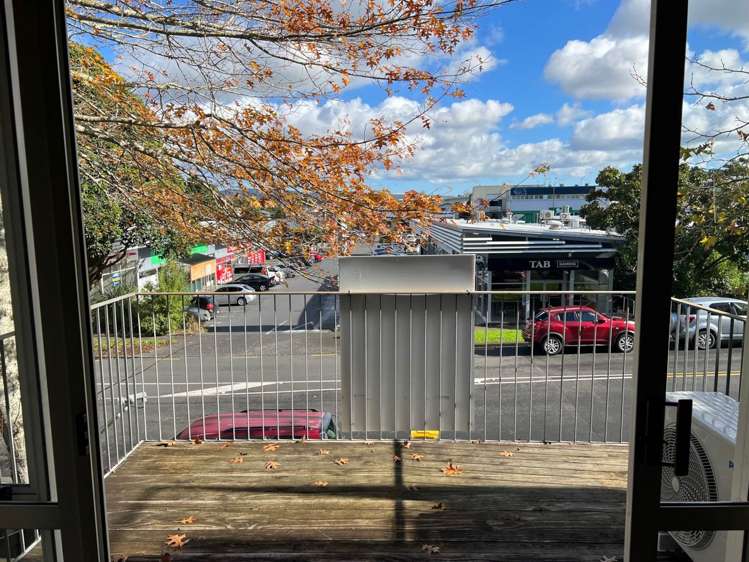 12 Captain Scott Road Glen Eden_13