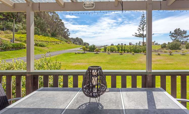 98 Ocean Beach Road Tairua_5